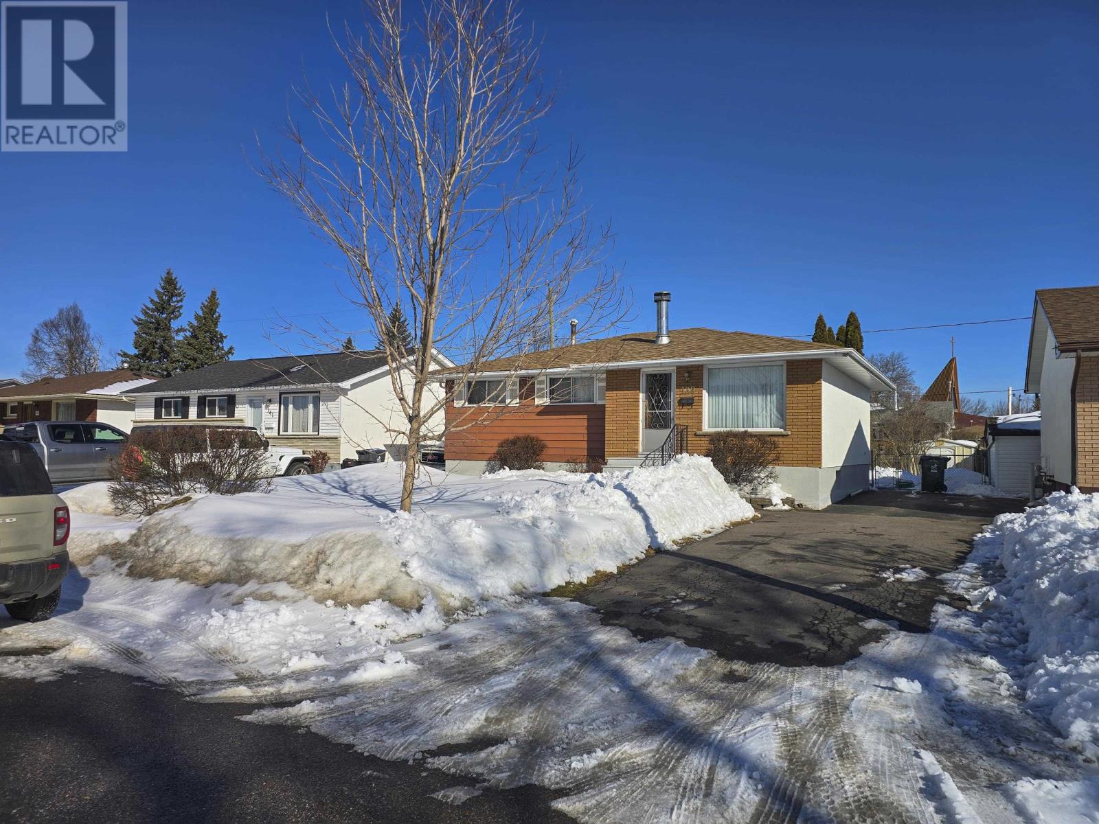 139 Spruce Ct, Thunder Bay, Ontario  P7C 1X9 - Photo 42 - TB2600535