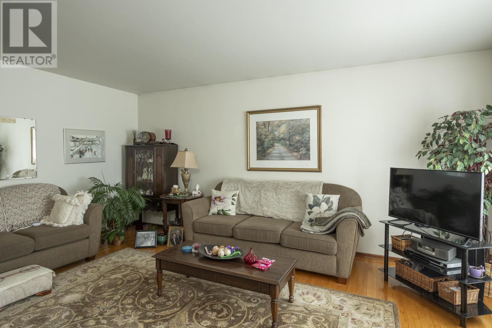 139 Spruce Ct, Thunder Bay, Ontario  P7C 1X9 - Photo 7 - TB2600535