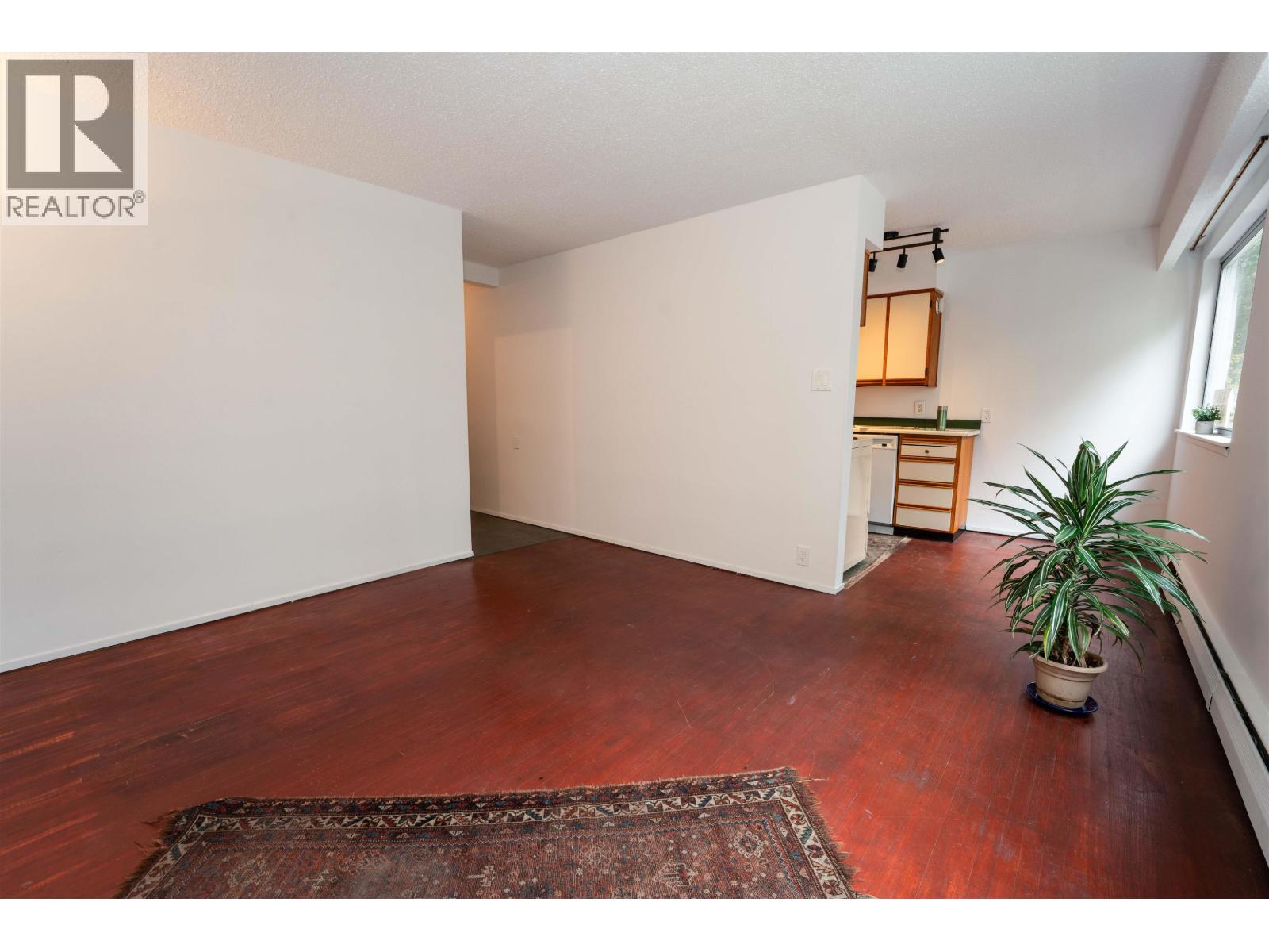 210 1050 Jervis Street, Vancouver, British Columbia  V6E 2C1 - Photo 5 - R3103938