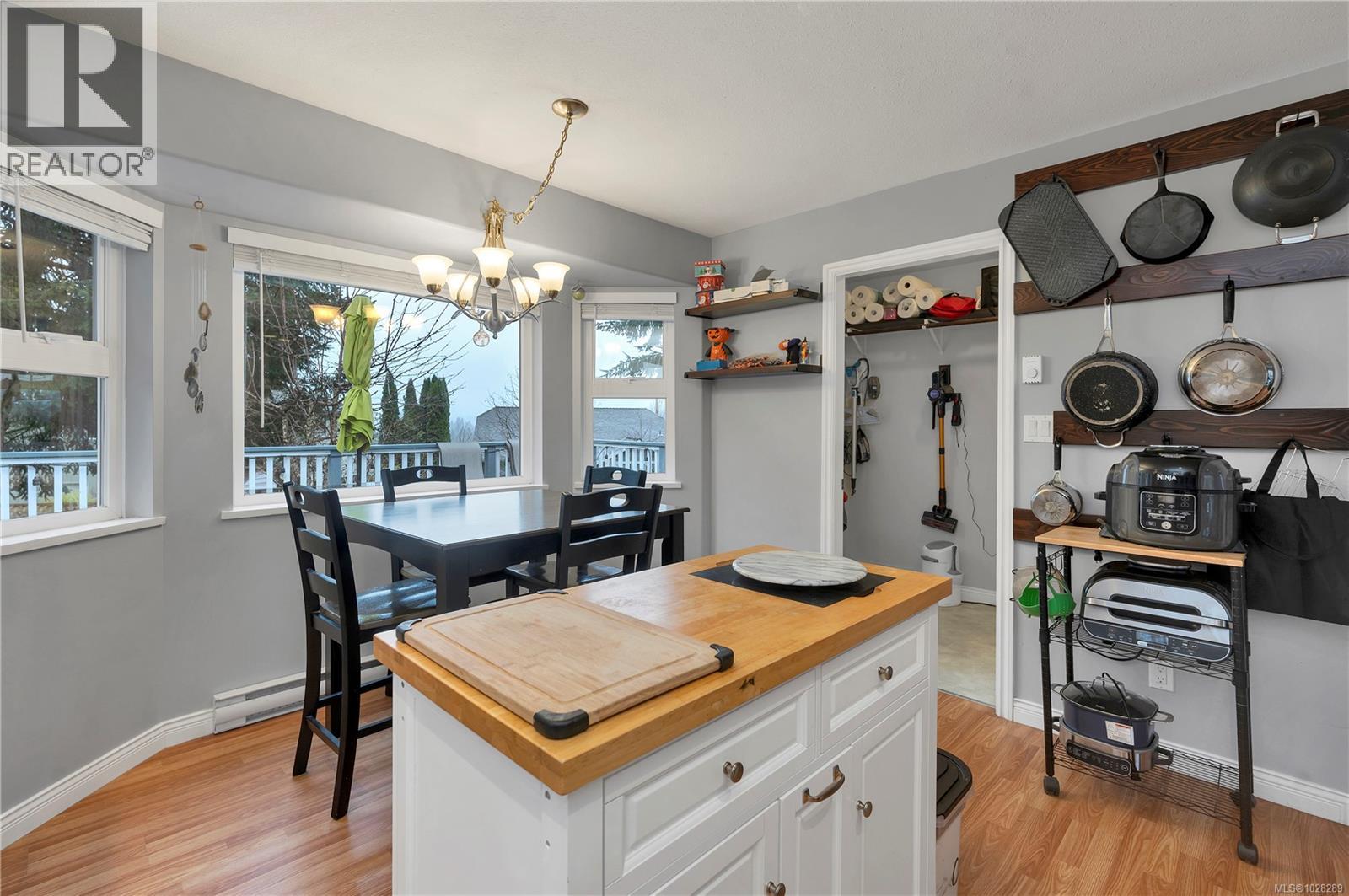 473 Murray Pl, Campbell River, British Columbia  V9W 6S2 - Photo 10 - 1028289