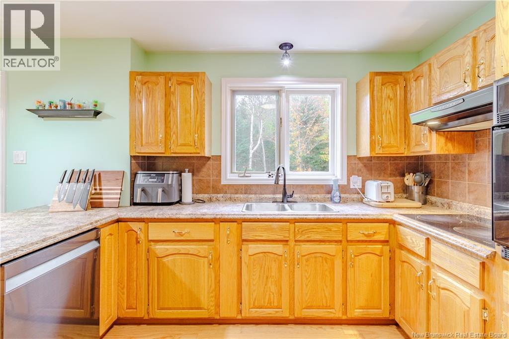 17 Christopher Drive, Burton, New Brunswick  E2V 3H4 - Photo 6 - NB127991