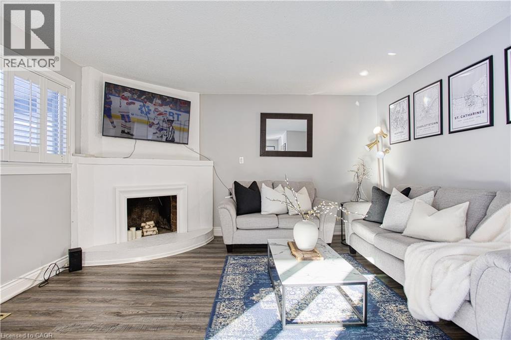 39 Regis Court, Stoney Creek, Ontario  L8E 4M8 - Photo 16 - 40802389