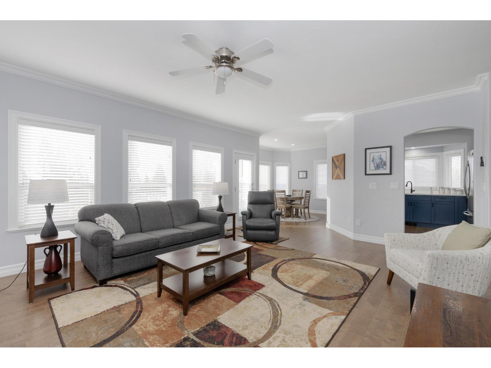 8022 Little Terrace, Mission, British Columbia  V2V 7B5 - Photo 5 - R3104173