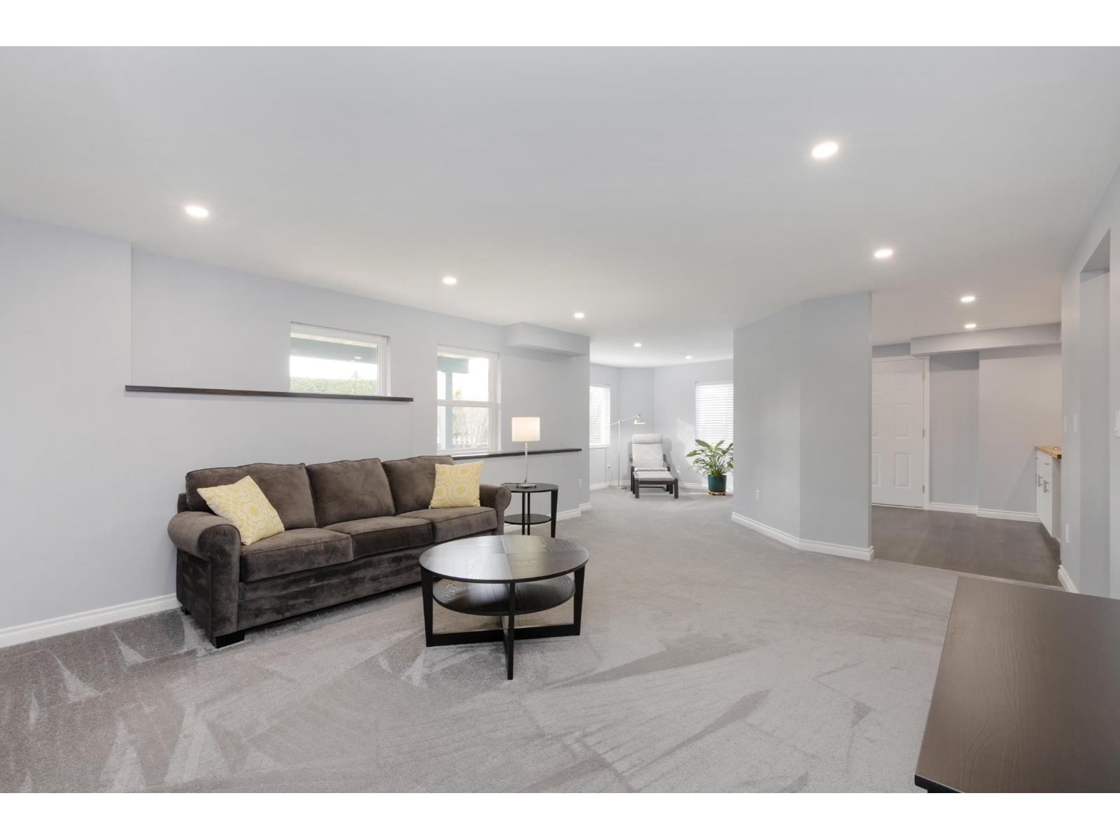 8022 Little Terrace, Mission, British Columbia  V2V 7B5 - Photo 22 - R3104173