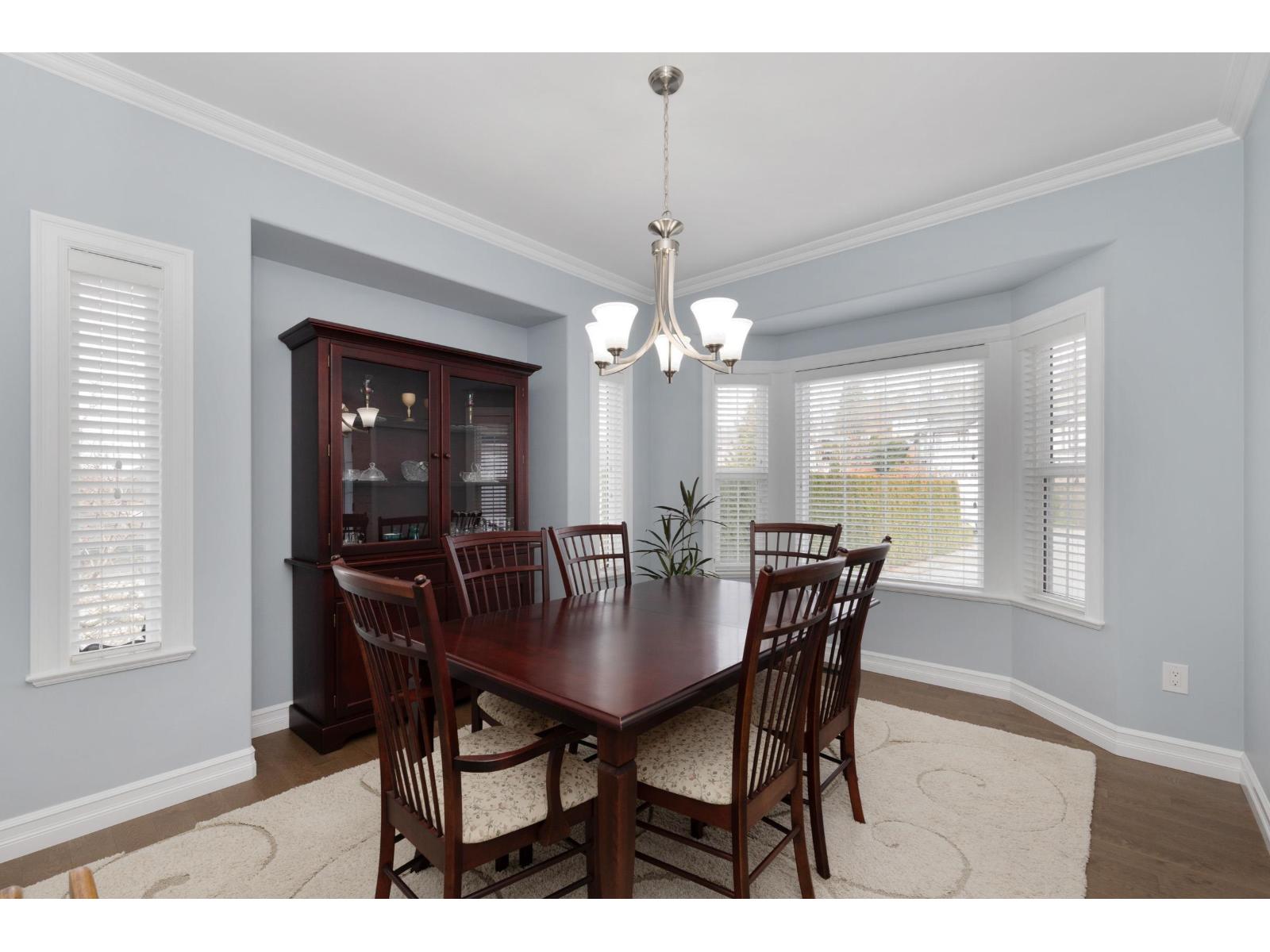 8022 Little Terrace, Mission, British Columbia  V2V 7B5 - Photo 10 - R3104173