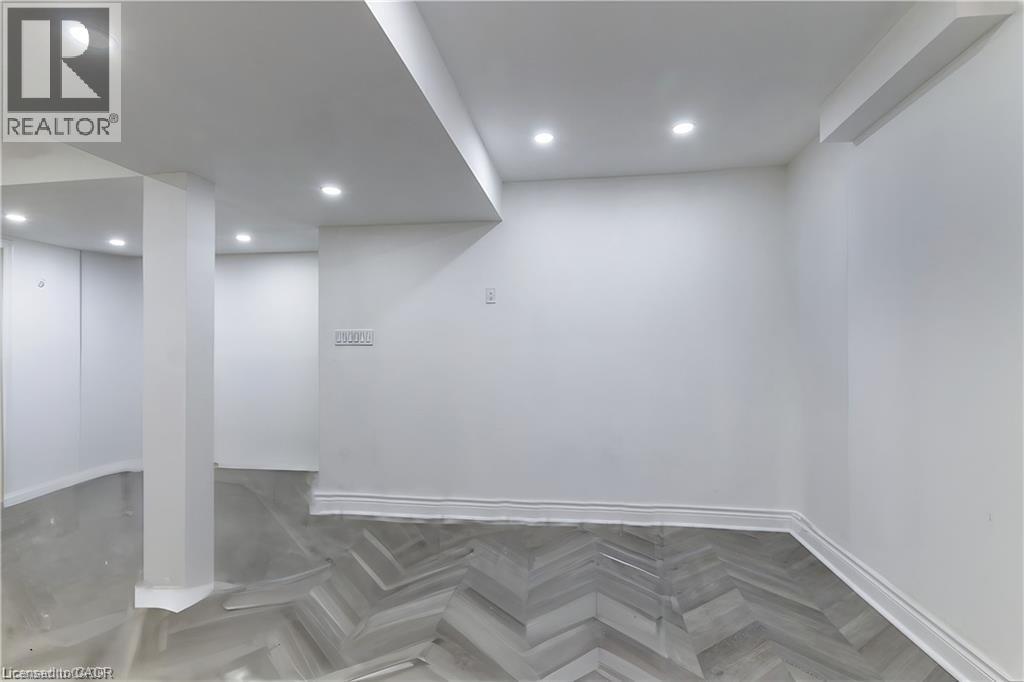 252 Thorner Drive Unit# Basement, Hamilton, Ontario  L8V 2M7 - Photo 2 - 40805569