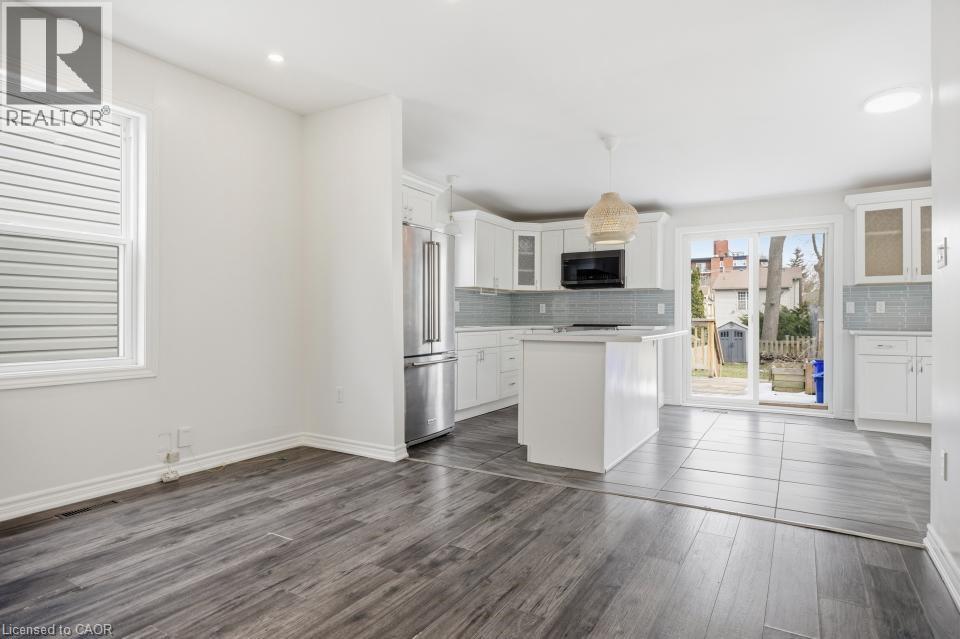 Photo 9 of 27 for 42 Palace Street