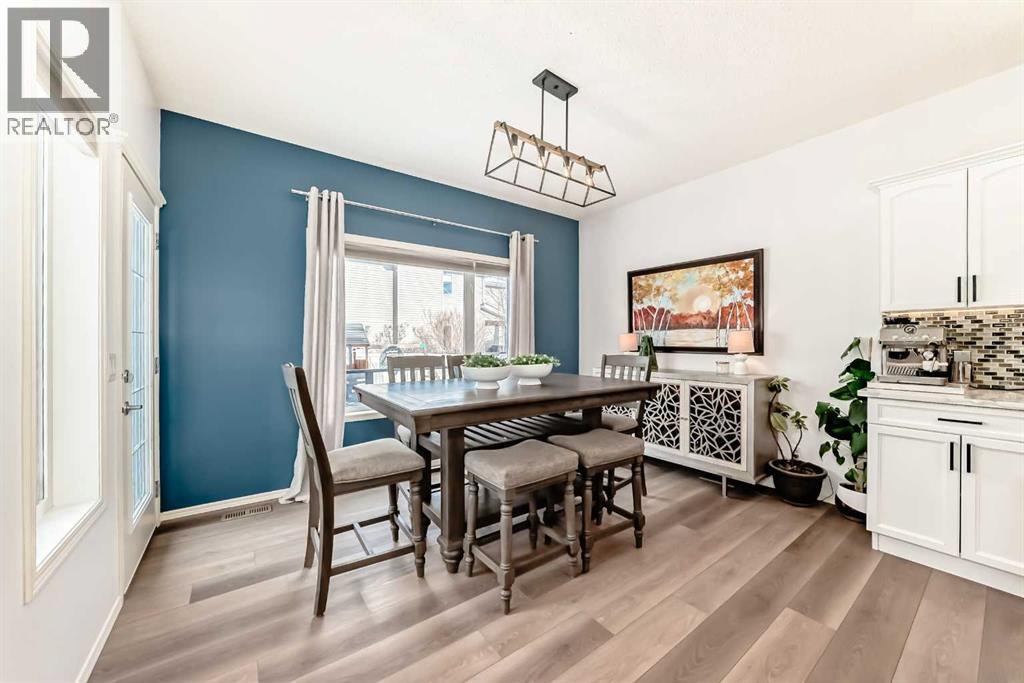 102 Royal Oak Crescent Nw, Calgary, Alberta  T3G 4Y7 - Photo 10 - A2297185