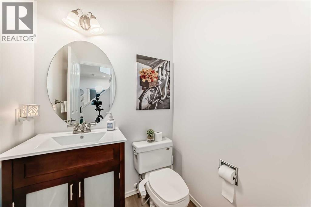 102 Royal Oak Crescent Nw, Calgary, Alberta  T3G 4Y7 - Photo 17 - A2297185