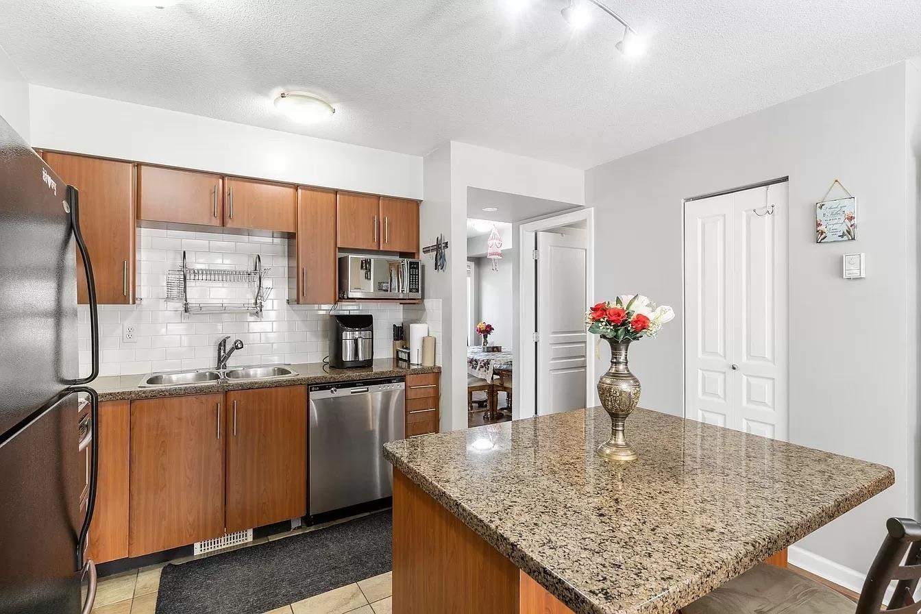 30 6110 138 Street, Surrey, British Columbia  V3K 3V6 - Photo 16 - R3104406