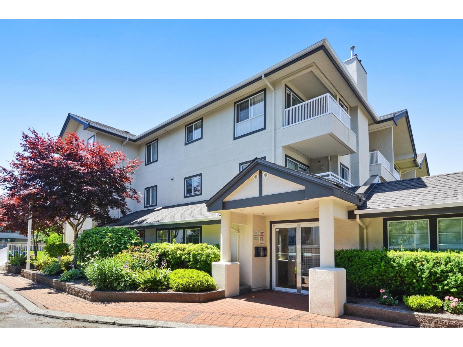 203 15272 20 Avenue, Surrey, British Columbia  V4A 2A3 - Photo 1 - R3104551