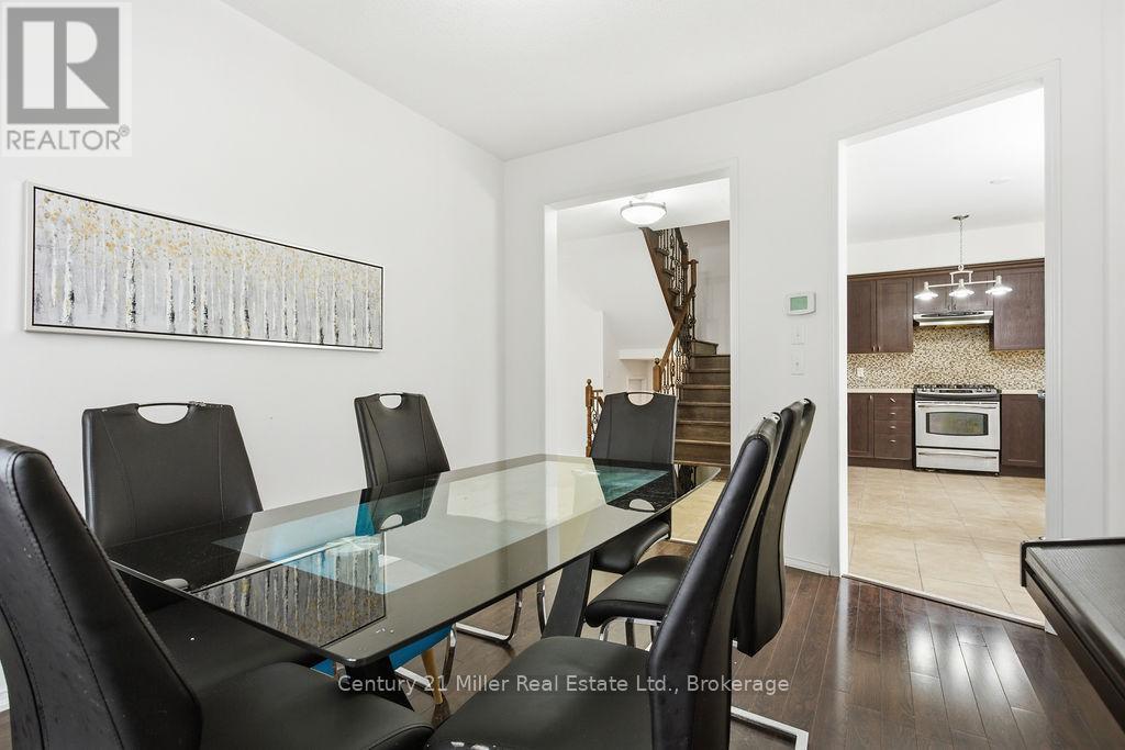 4827 Columbus Drive, Burlington, Ontario  L7M 0J4 - Photo 6 - W12935806