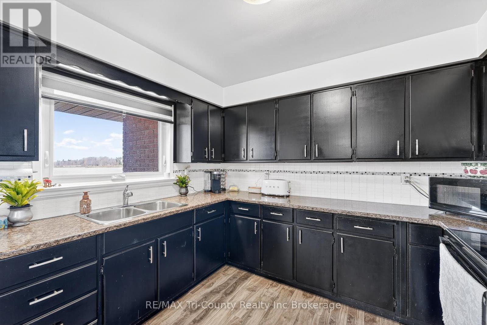 568 7th Concession Enr Road, Norfolk, Ontario  N0E 1C0 - Photo 9 - X12935910