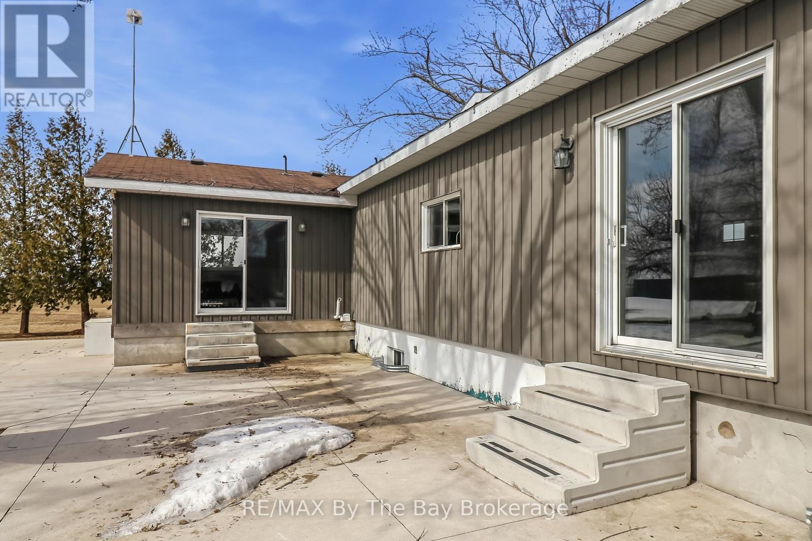 2533 Flos 3 Road W, Springwater, Ontario  L0L 2K0 - Photo 20 - S12935852