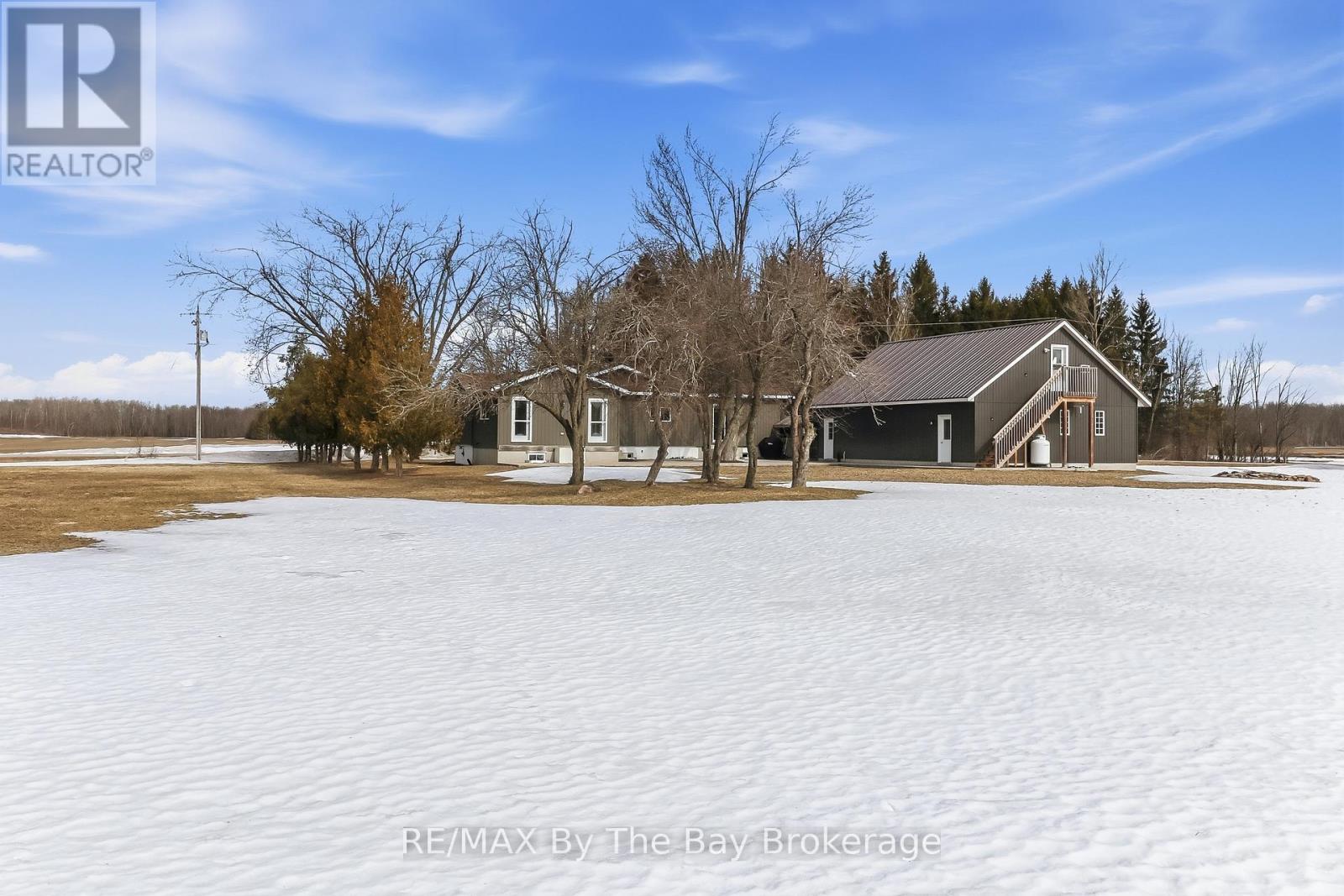 2533 Flos 3 Road W, Springwater, Ontario  L0L 2K0 - Photo 41 - S12935852