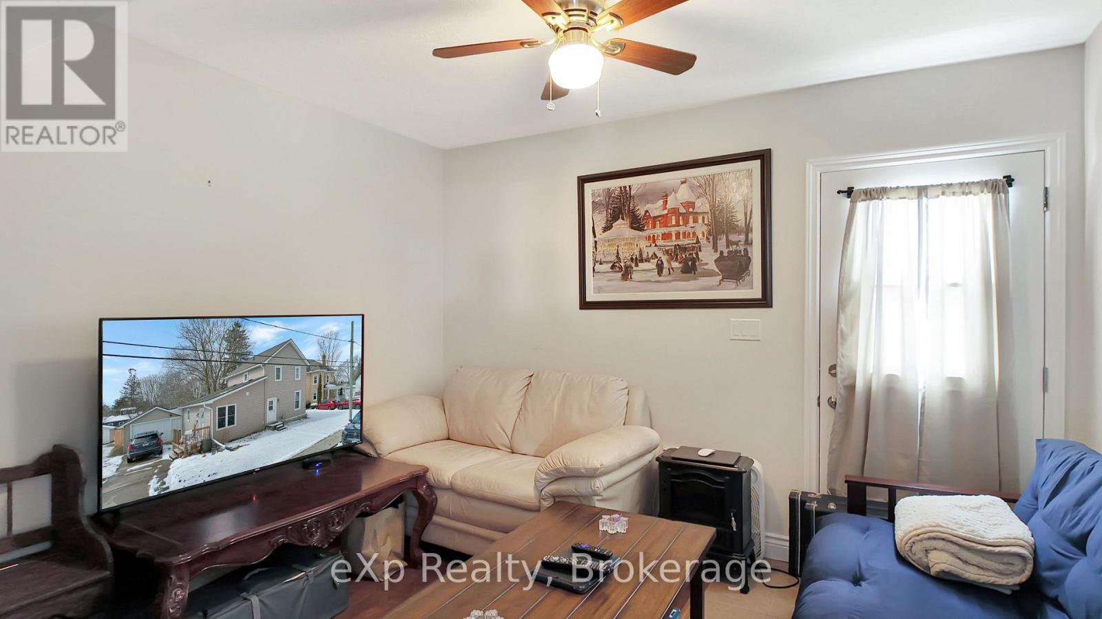 370 6th Avenue, Hanover, Ontario  N4N 2E9 - Photo 20 - X12935752