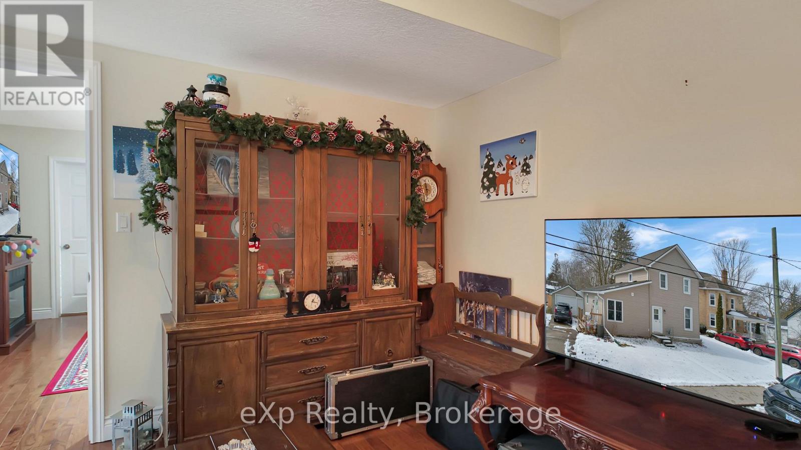 370 6th Avenue, Hanover, Ontario  N4N 2E9 - Photo 21 - X12935752