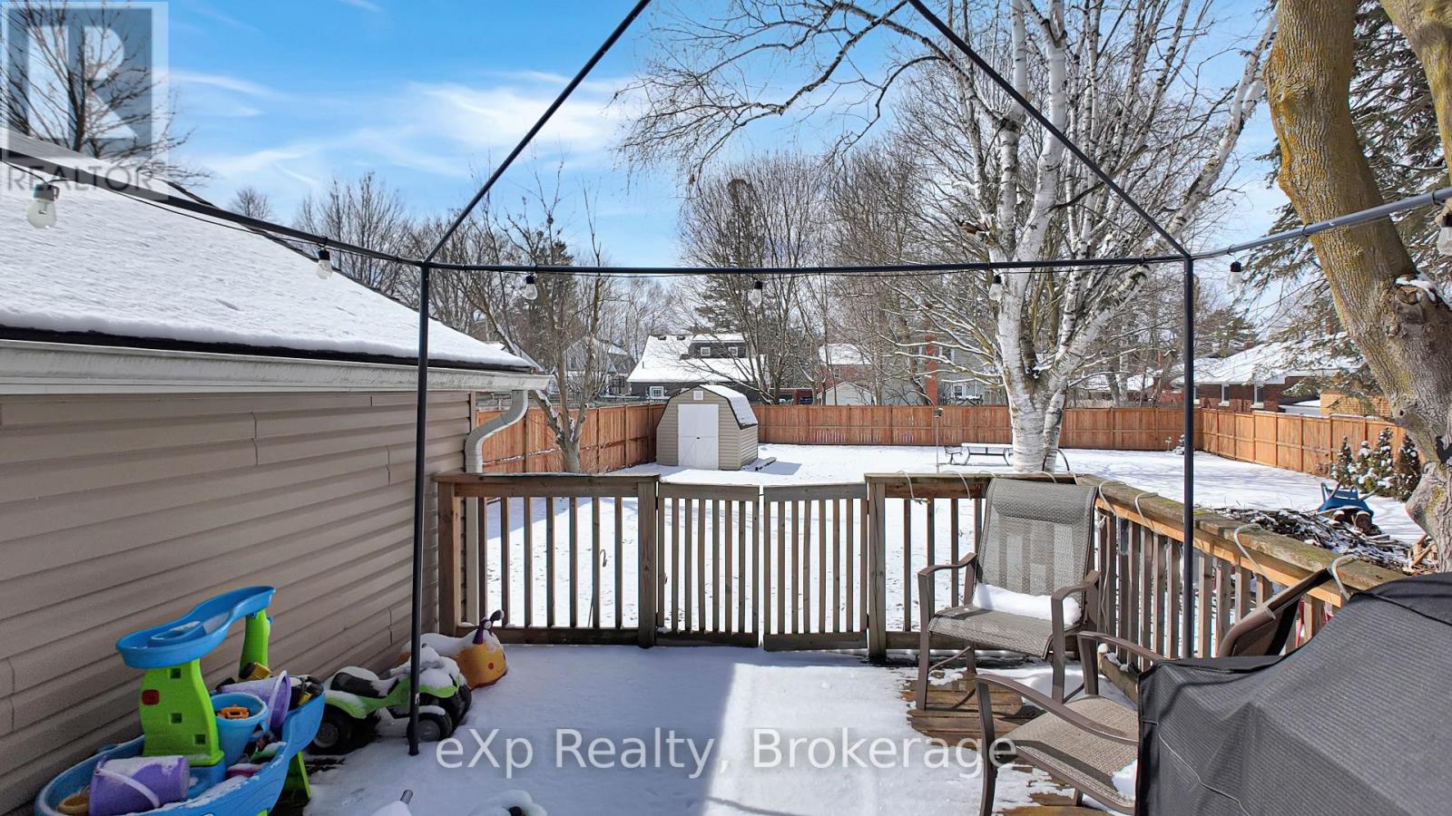 370 6th Avenue, Hanover, Ontario  N4N 2E9 - Photo 31 - X12935752
