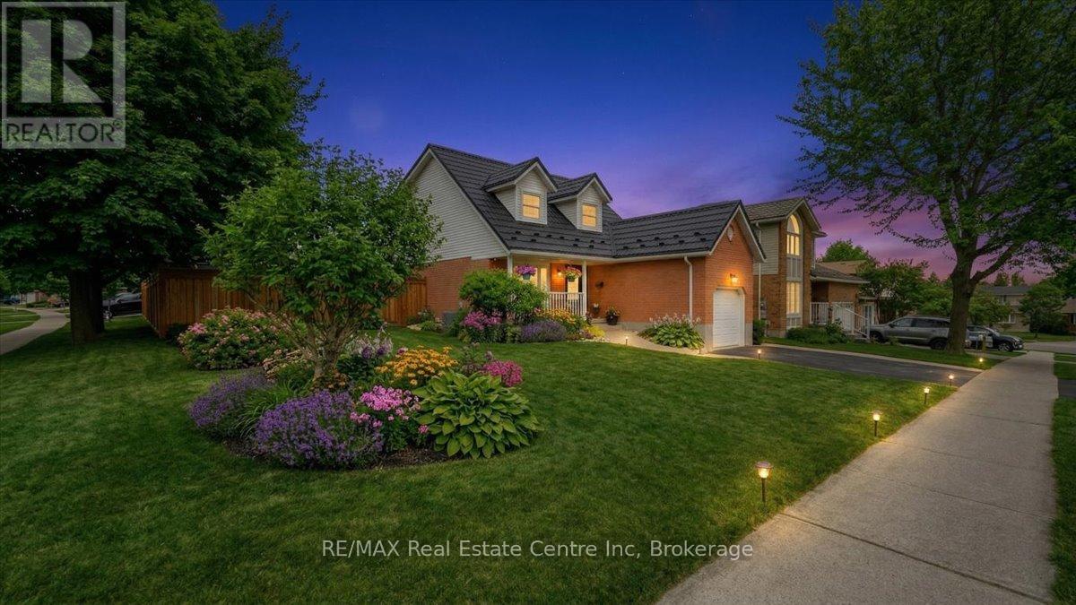 45 Darby Road, Guelph (Willow West/sugarbush/west Acres), Ontario  N1K 1R5 - Photo 2 - X12935798