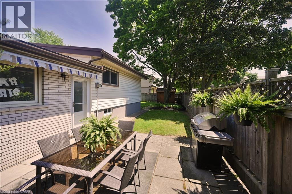 51 Elgar Avenue, Hamilton, Ontario  L9C 4E3 - Photo 42 - 40816142