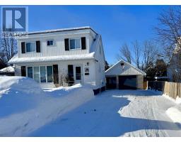 11 Oak Hill RD, Elliot Lake, Ontario