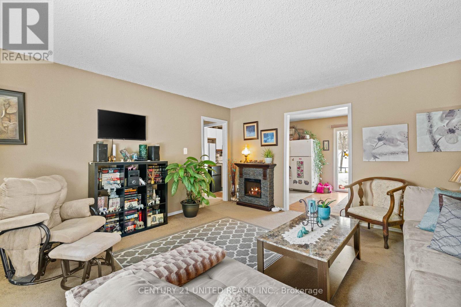 70 Mcfadden Road, North Kawartha, Ontario  K0L 1A0 - Photo 4 - X12935838