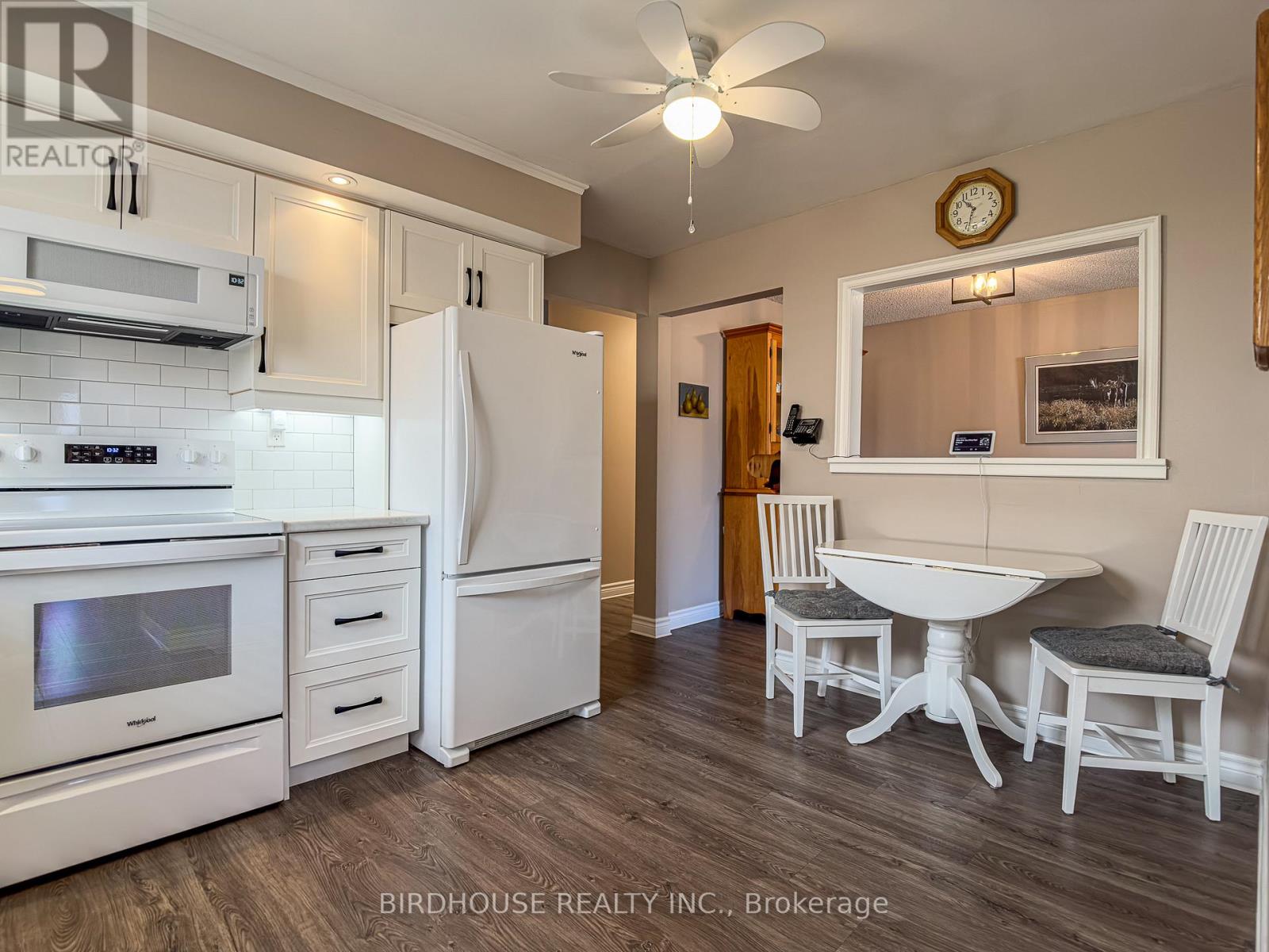 18 Mohawk Drive, Kawartha Lakes, Ontario  K9V 0J6 - Photo 13 - X12935928