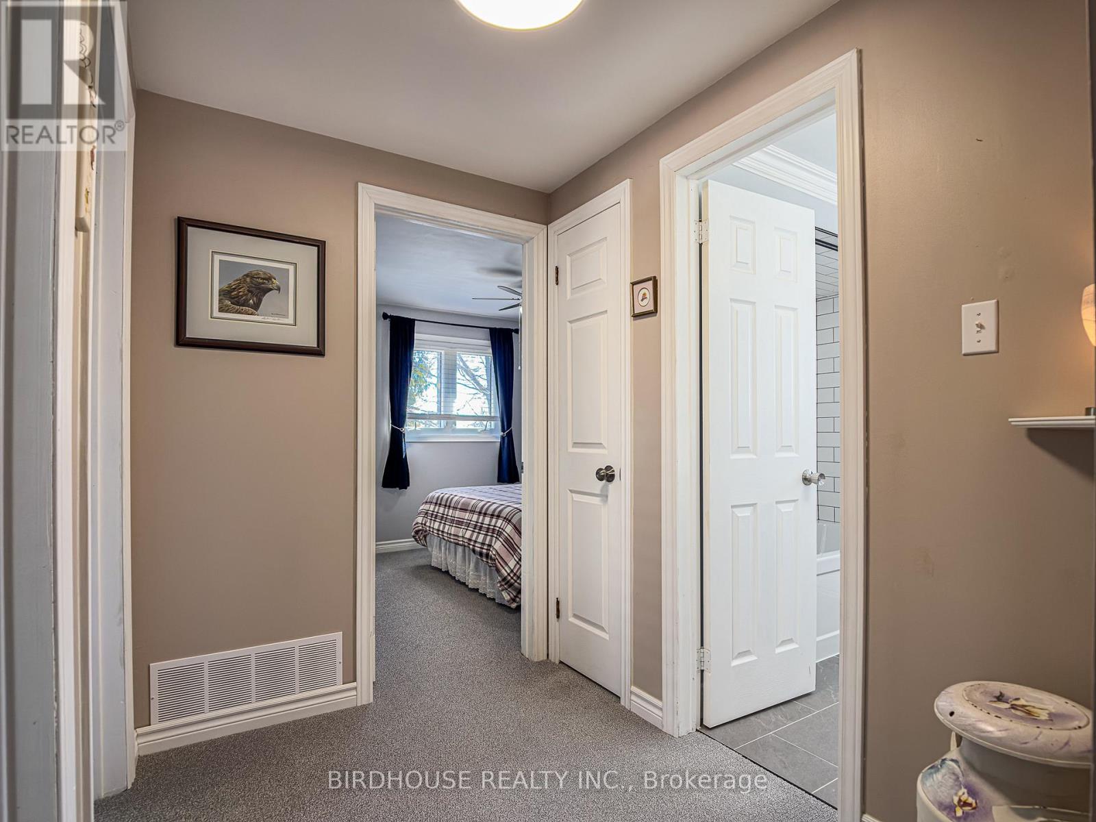 18 Mohawk Drive, Kawartha Lakes, Ontario  K9V 0J6 - Photo 14 - X12935928