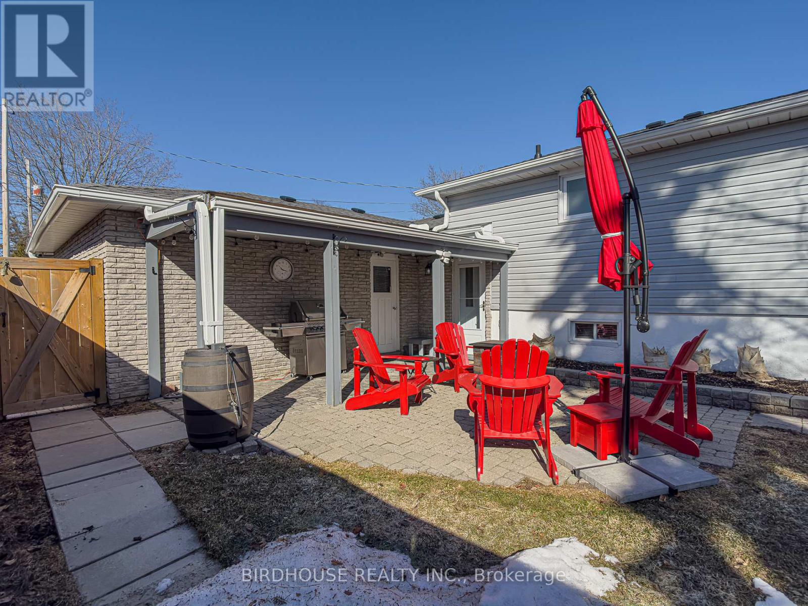 18 Mohawk Drive, Kawartha Lakes, Ontario  K9V 0J6 - Photo 31 - X12935928