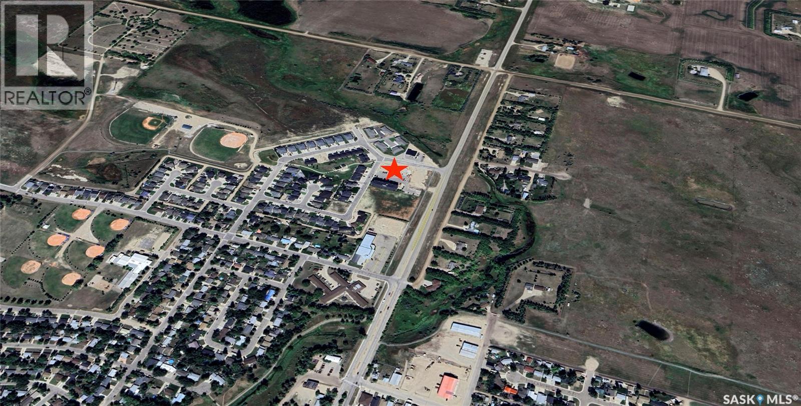 2155 Larter Road, Estevan, Saskatchewan  S4A 2Y1 - Photo 2 - SK031565