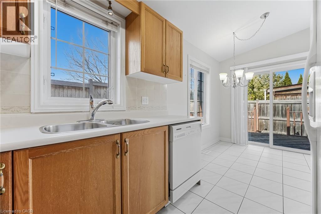 7064 Walworth Court, Mississauga, Ontario  L5N 7L4 - Photo 22 - 40815215