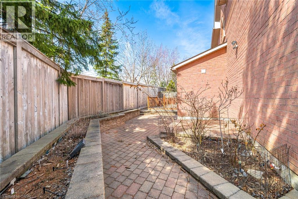 7064 Walworth Court, Mississauga, Ontario  L5N 7L4 - Photo 44 - 40815215