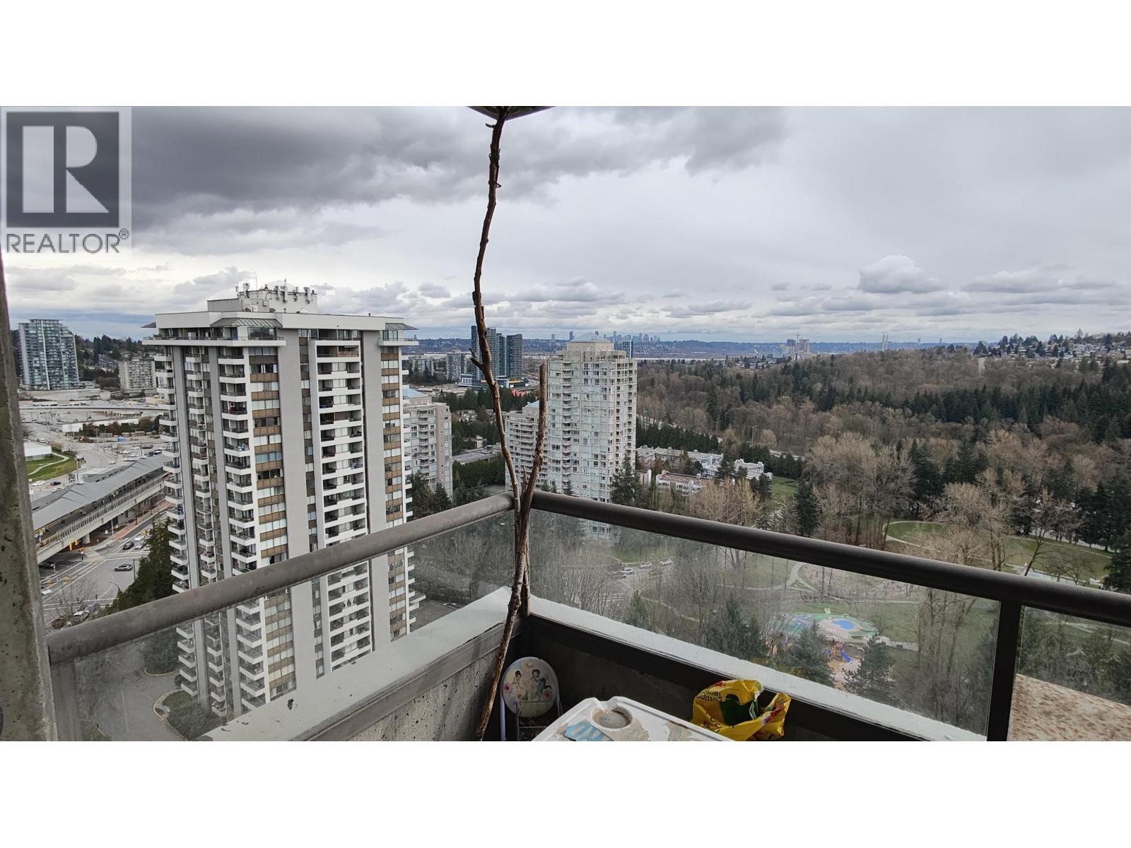 2303 3970 Carrigan Court, Burnaby, British Columbia  V3N 4S5 - Photo 12 - R3103740