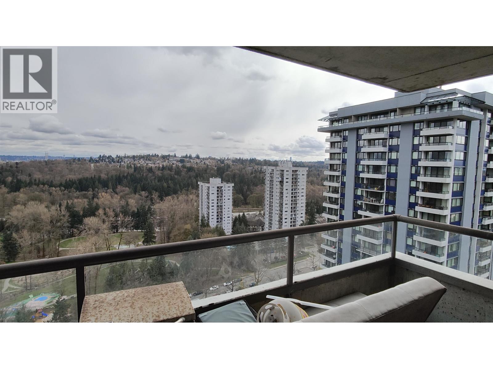 2303 3970 Carrigan Court, Burnaby, British Columbia  V3N 4S5 - Photo 13 - R3103740