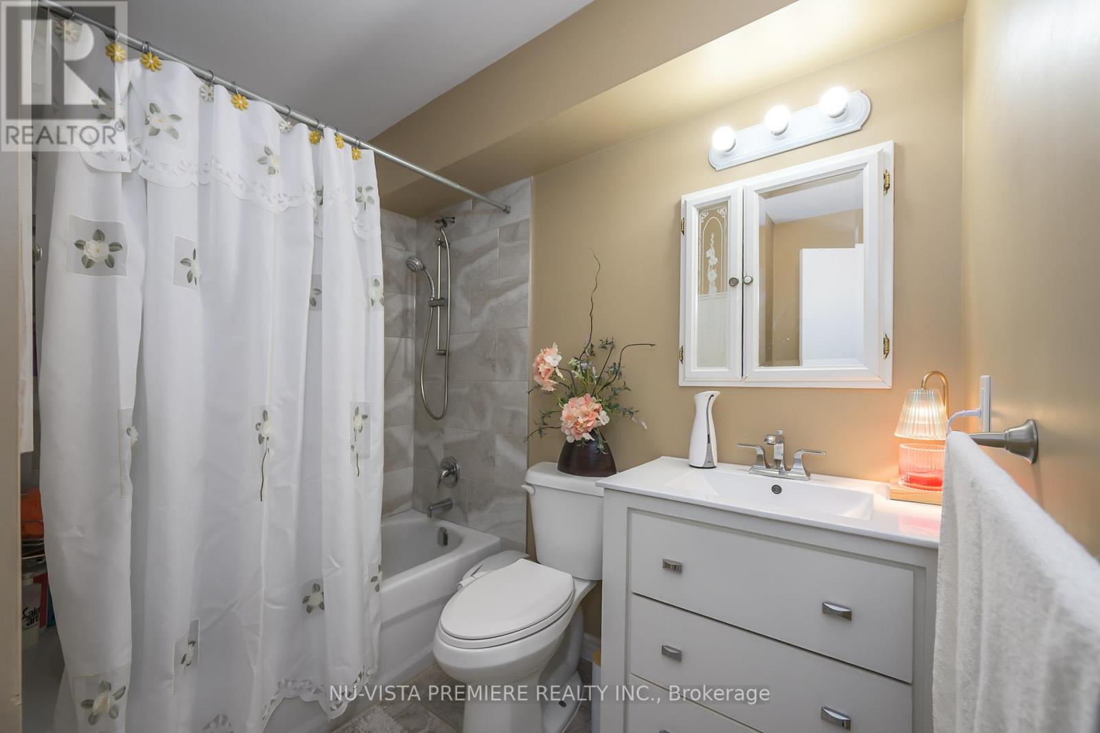 119 - 725 Deveron Crescent, London South, Ontario  N5Z 4X3 - Photo 22 - X12935700