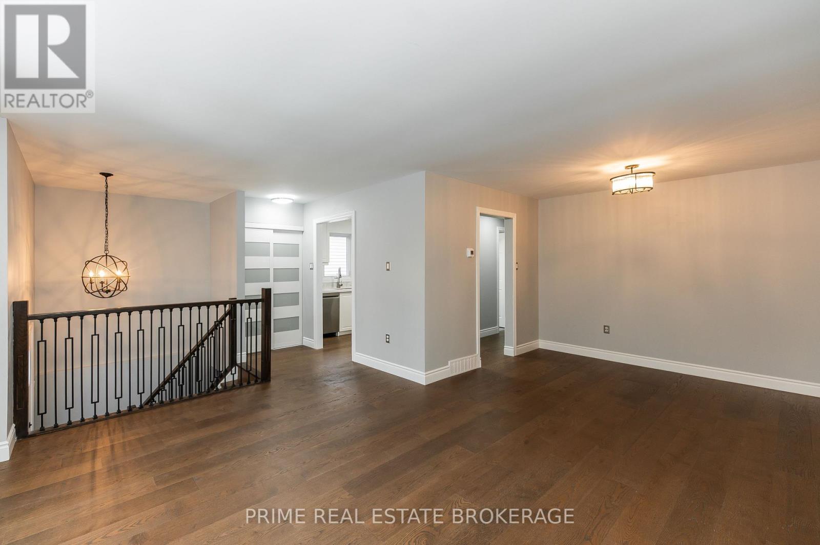 142 Chesley Avenue, London East, Ontario  N5Z 2L4 - Photo 5 - X12935804