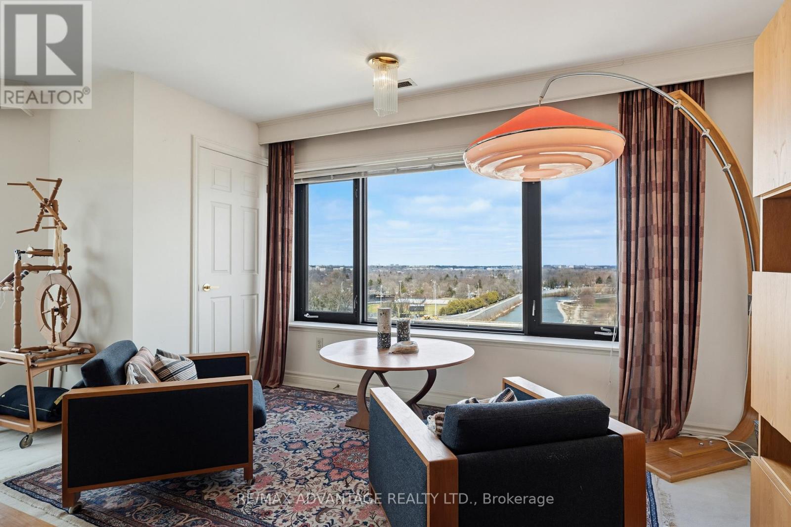 1101 - 19 King Street, London East, Ontario  N6A 5N8 - Photo 10 - X12935956