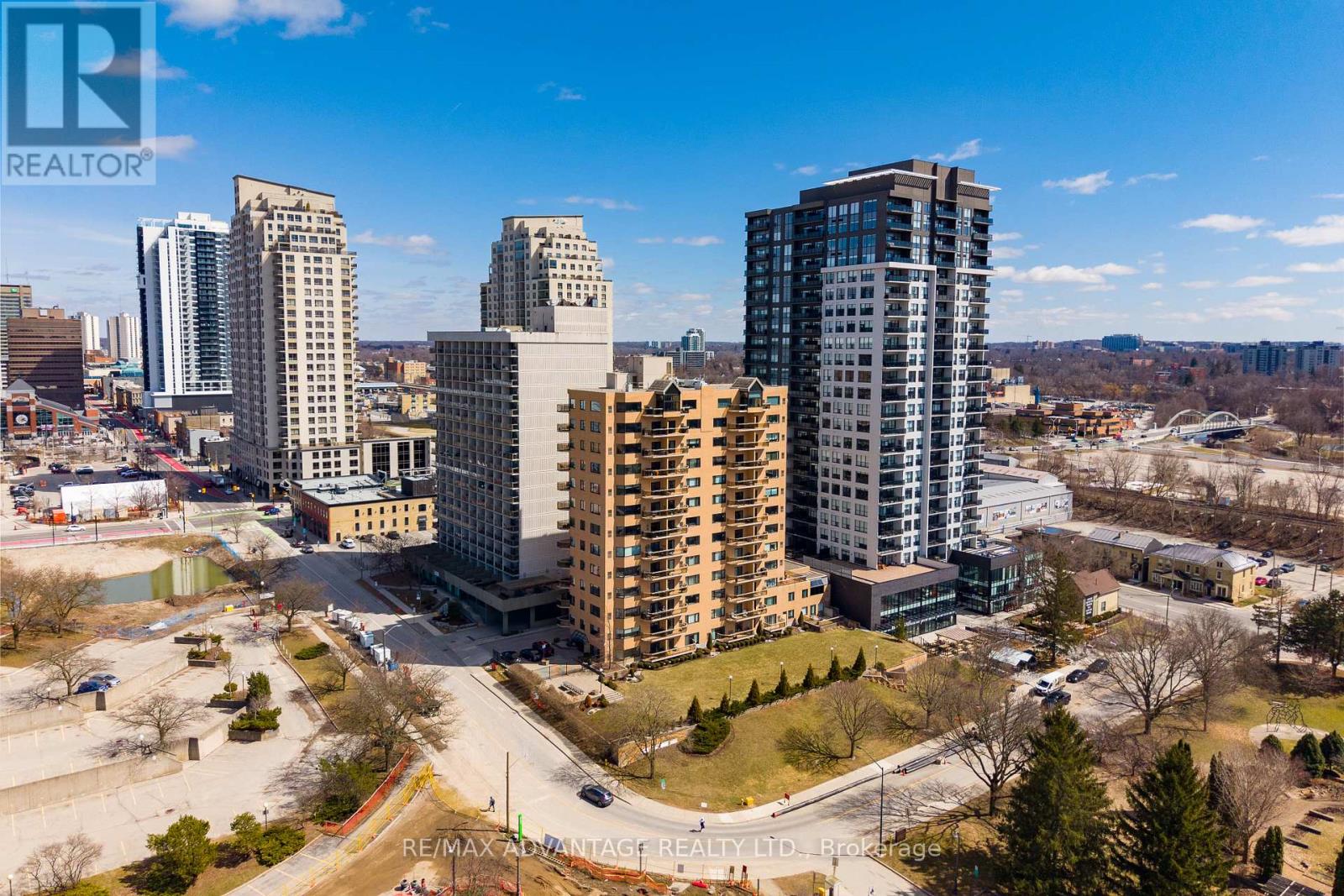 1101 - 19 King Street, London East, Ontario  N6A 5N8 - Photo 2 - X12935956