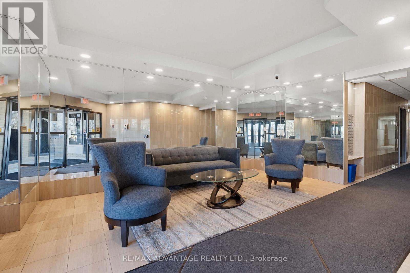 1101 - 19 King Street, London East, Ontario  N6A 5N8 - Photo 35 - X12935956