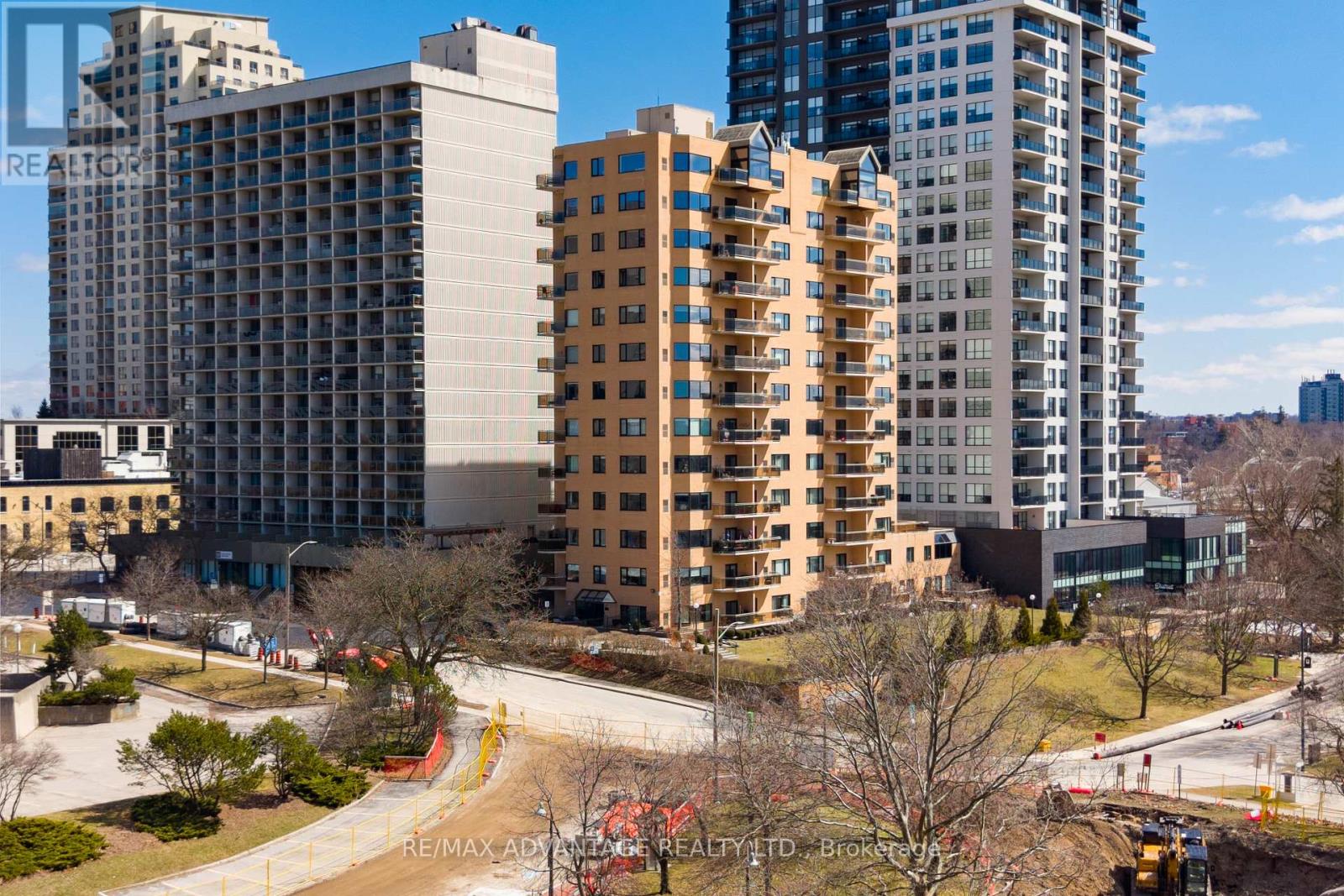 1101 - 19 King Street, London East, Ontario  N6A 5N8 - Photo 39 - X12935956