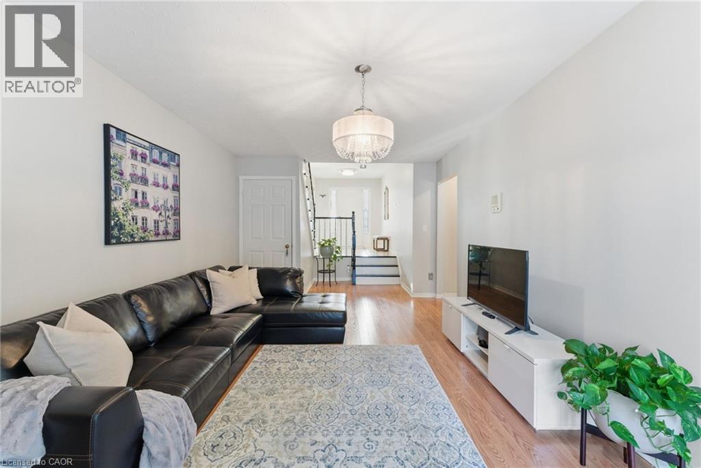 1205 Lamb's Court Unit# 15, Burlington, Ontario  L7S 2G5 - Photo 10 - 40816143