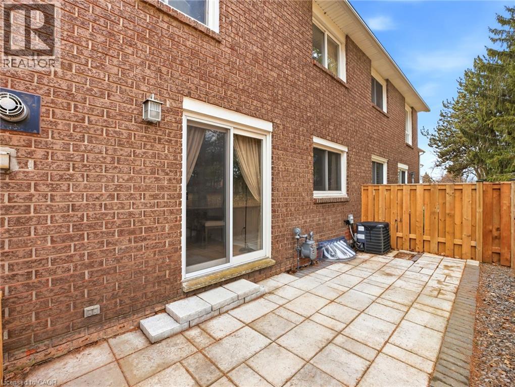 1205 Lamb's Court Unit# 15, Burlington, Ontario  L7S 2G5 - Photo 32 - 40816143