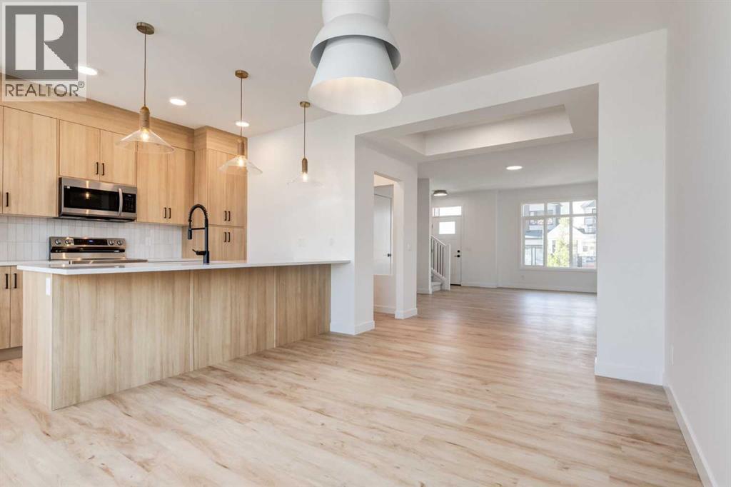 454 River Avenue, Cochrane, Alberta  T4C 3B8 - Photo 16 - A2296439