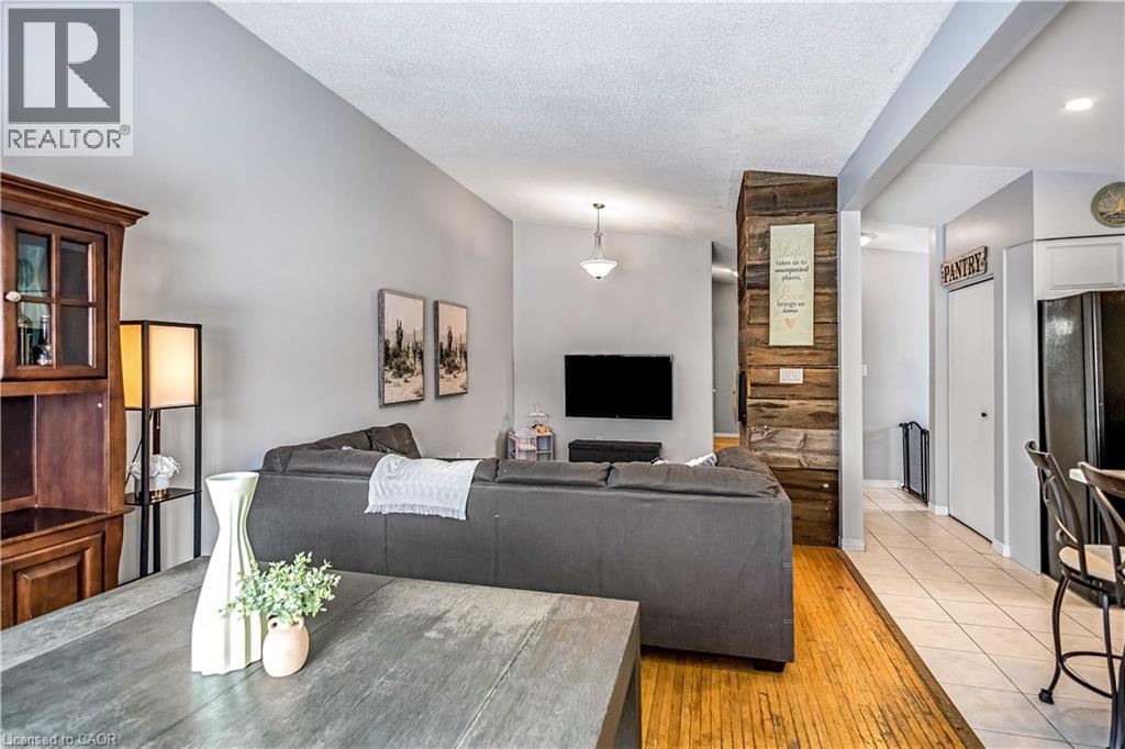 5 Carrington Court, Hamilton, Ontario  L9A 4N5 - Photo 13 - 40816171