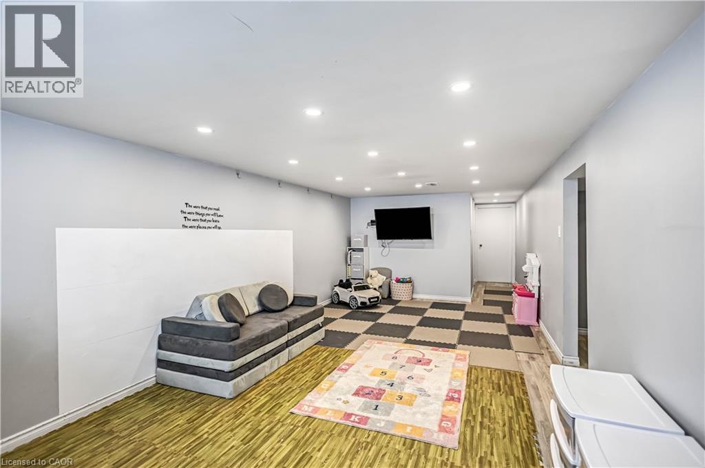 5 Carrington Court, Hamilton, Ontario  L9A 4N5 - Photo 27 - 40816171