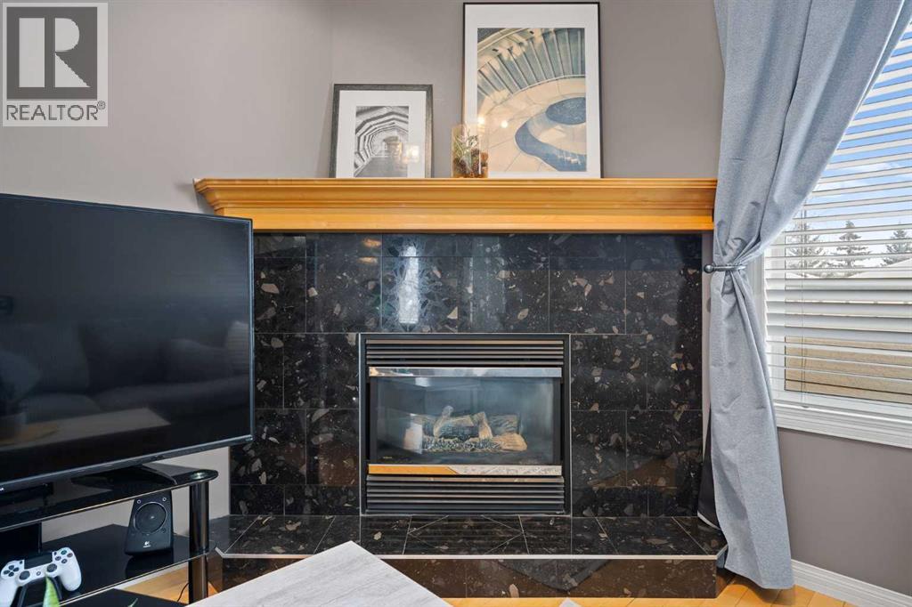 175 Sierra Morena Landing SW, Calgary, Alberta  T3H 4K3 - Photo 5 - A2296628