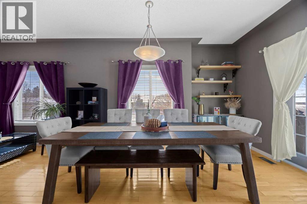 175 Sierra Morena Landing SW, Calgary, Alberta  T3H 4K3 - Photo 12 - A2296628