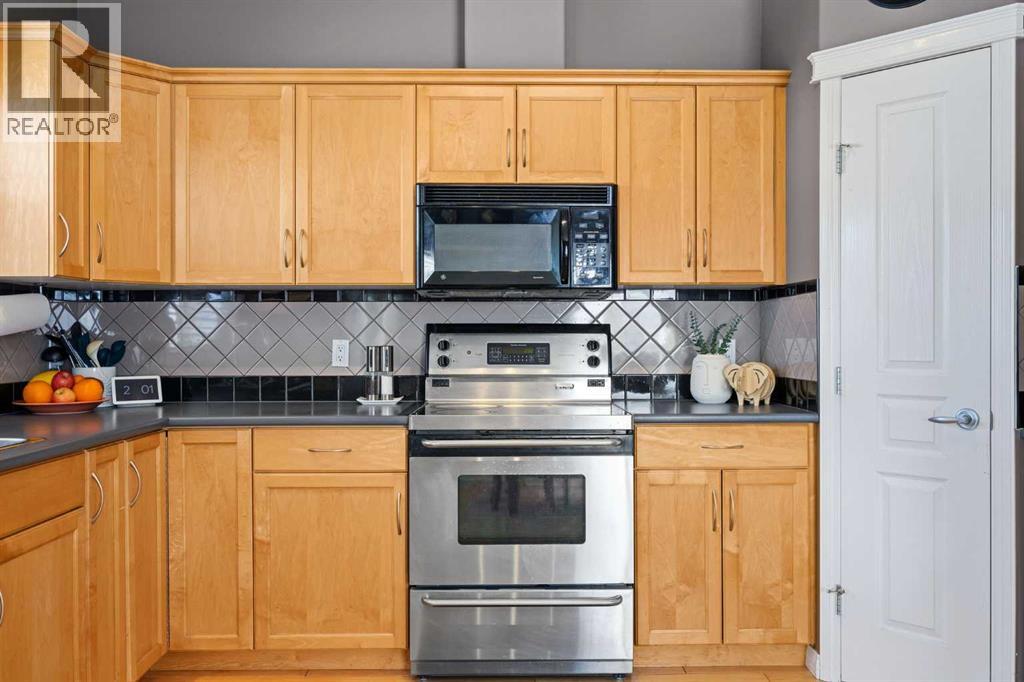 175 Sierra Morena Landing SW, Calgary, Alberta  T3H 4K3 - Photo 18 - A2296628