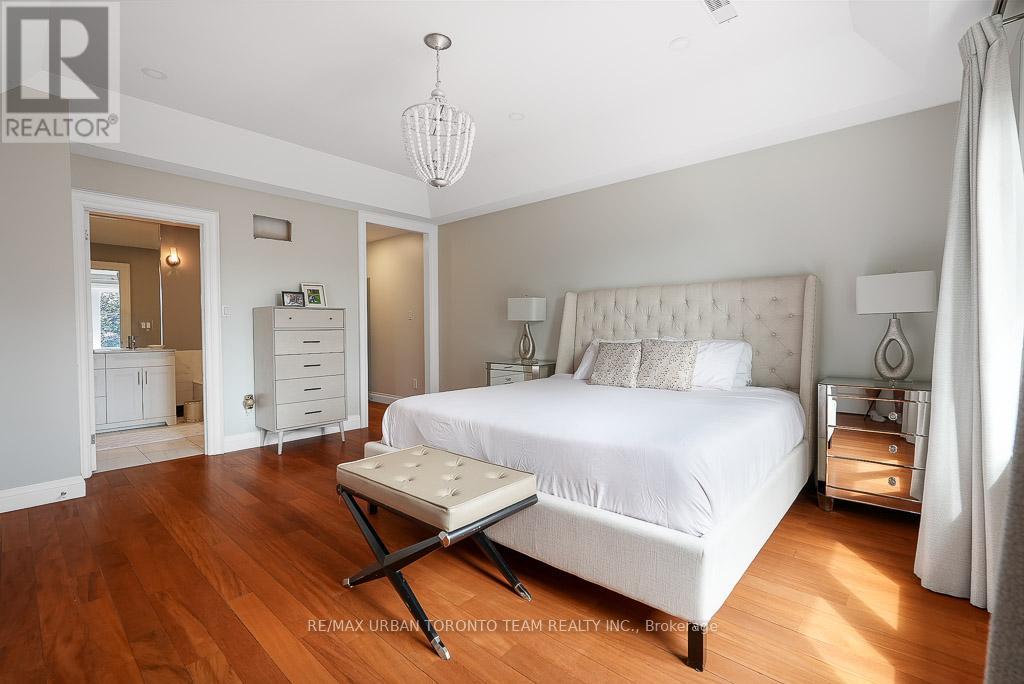 21a Grove Avenue, Toronto, Ontario  M6J 3B5 - Photo 15 - C12935702