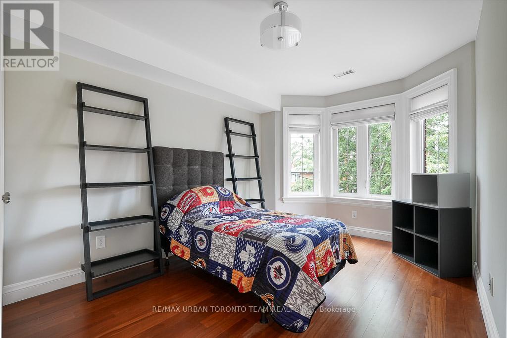 21a Grove Avenue, Toronto, Ontario  M6J 3B5 - Photo 24 - C12935702